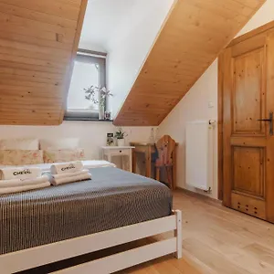  Homestay Goscinne Cheval